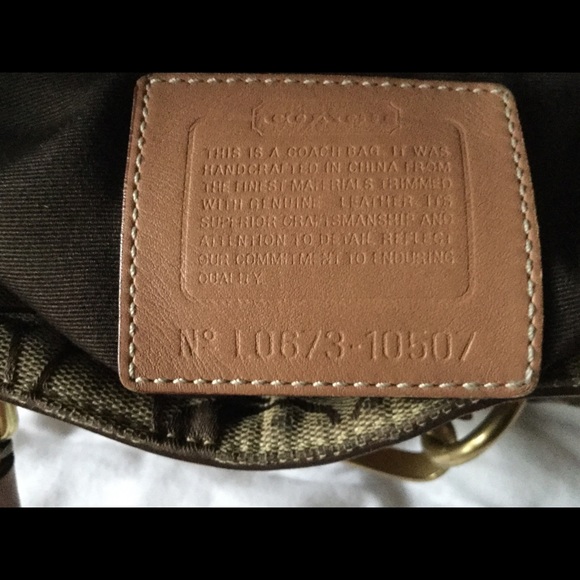 Coach Hamptons Signature w/ leather belt & tassel - Picture 5 of 7